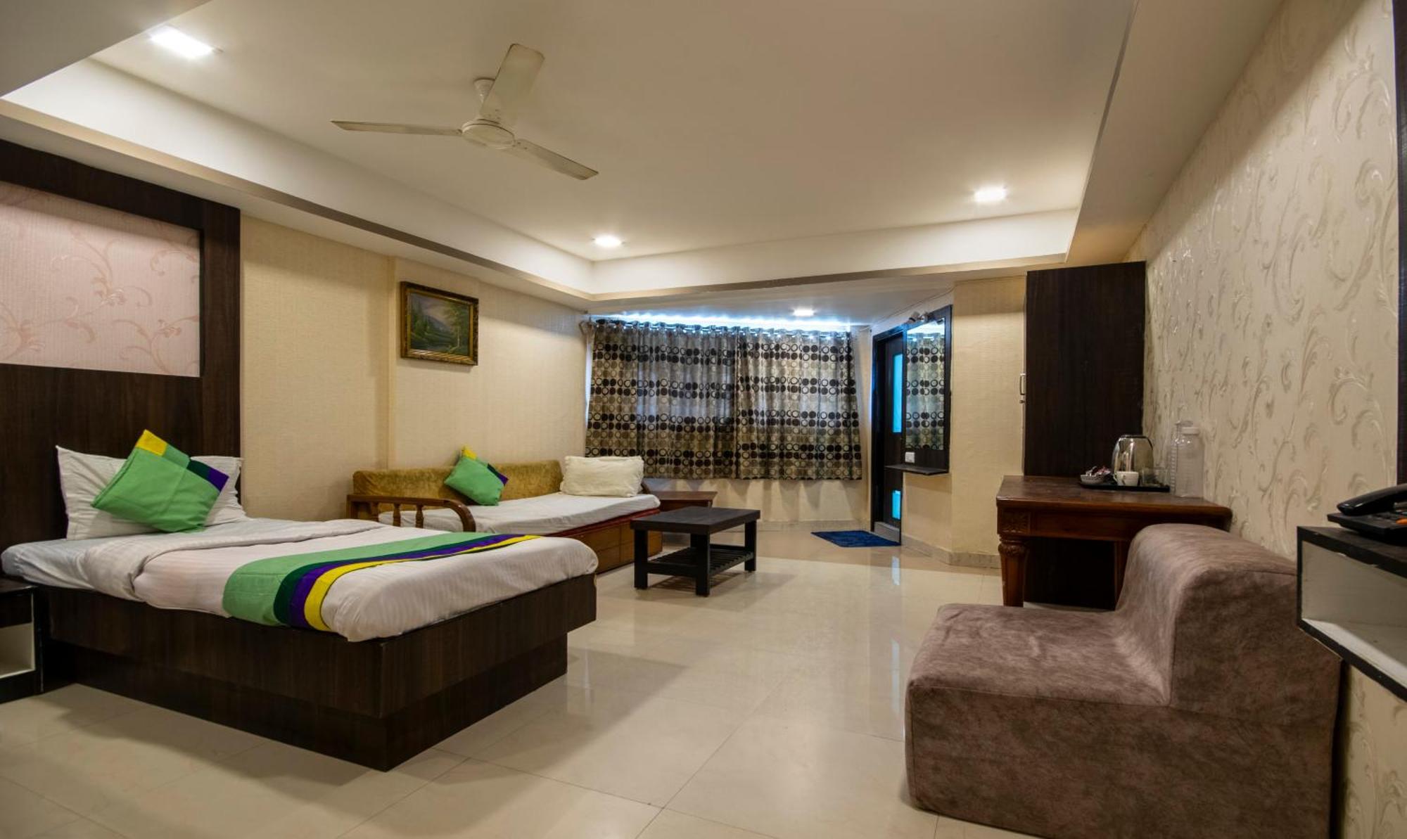 Itsy Hotels Shree Krishna Palace Ahmedabad Extérieur photo